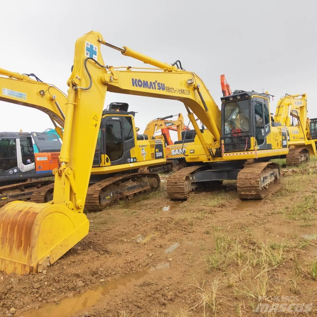 Komatsu PC200-8 Rupsgraafmachines
