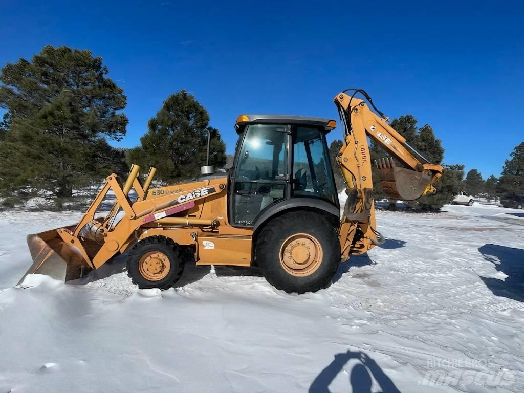 CASE 580 M Graaf-laadcombinaties