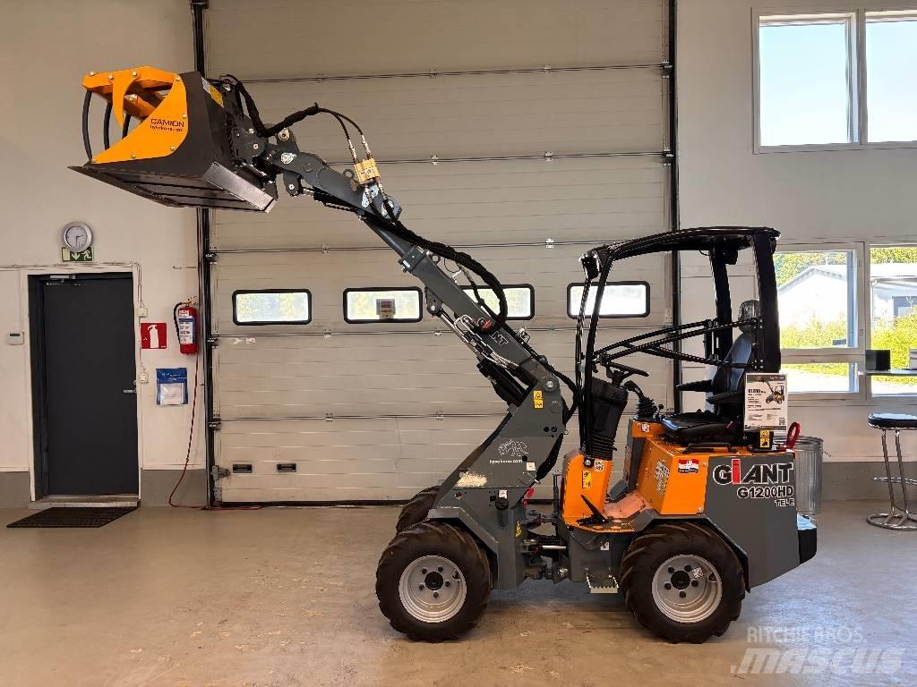 GiANT G 1200 TELE Knik- en schrankladers