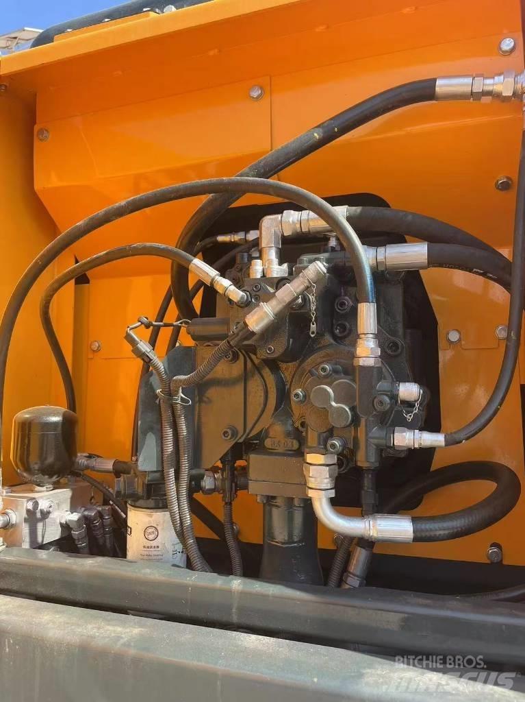 Hyundai 210-9 Midigraafmachines 7t - 12t