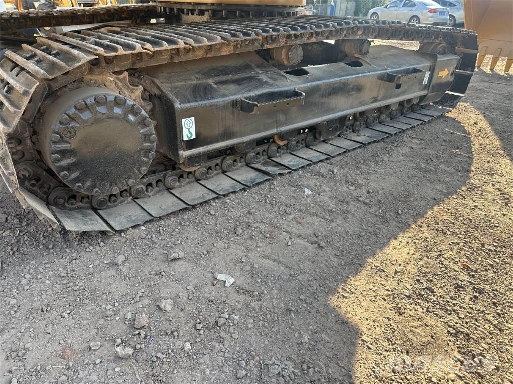 CAT 320BL Rupsgraafmachines
