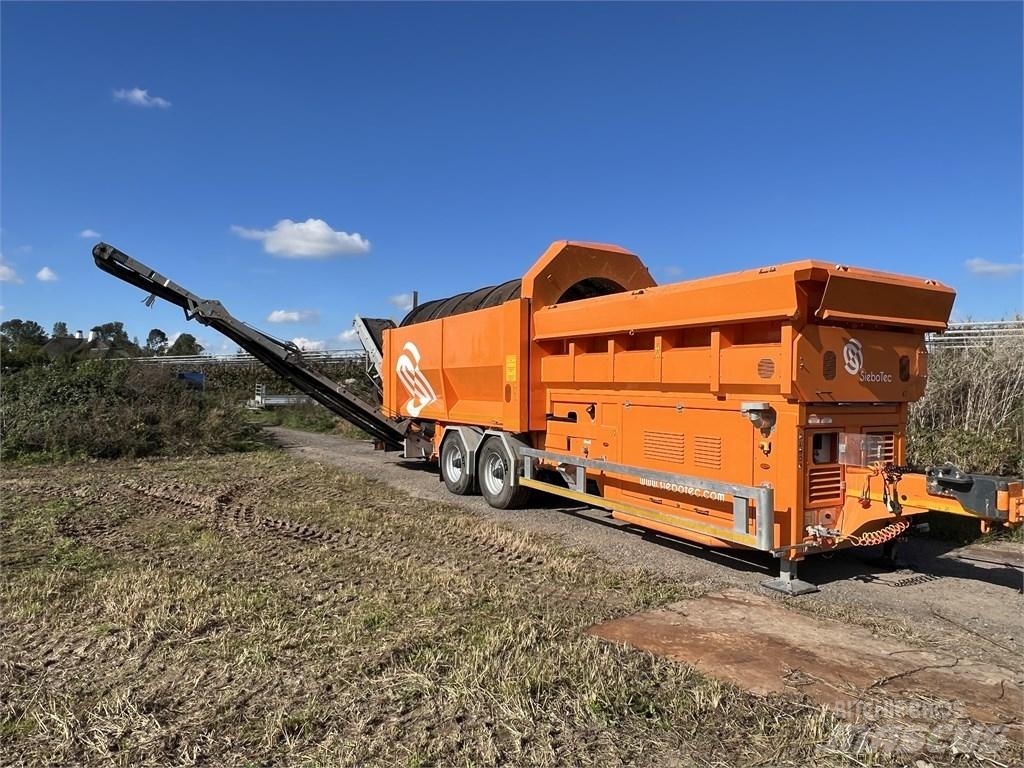 Siebotec  6000E Mobiele zeefinstallaties