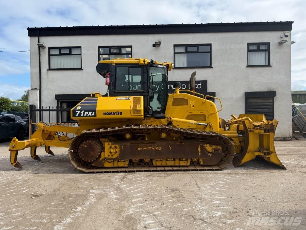 Komatsu D 71P Xi-24 Rupsdozers