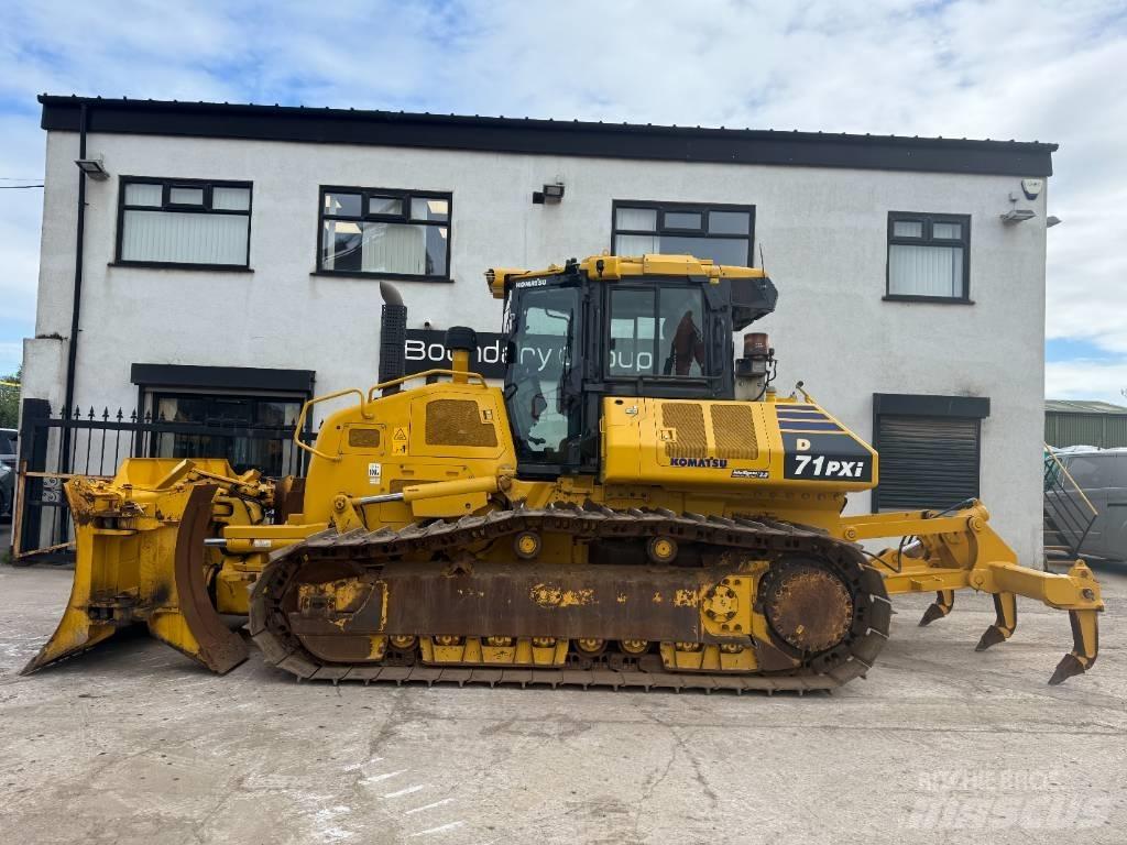 Komatsu D 71P Xi-24 Rupsdozers