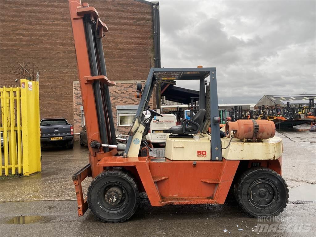 Nissan BF05H50U Diesel heftrucks