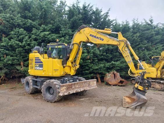 Komatsu PW138MR-11 Wielgraafmachines