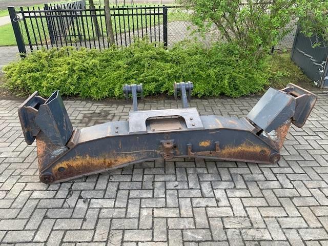 Doosan Outriggers Chassis en ophanging