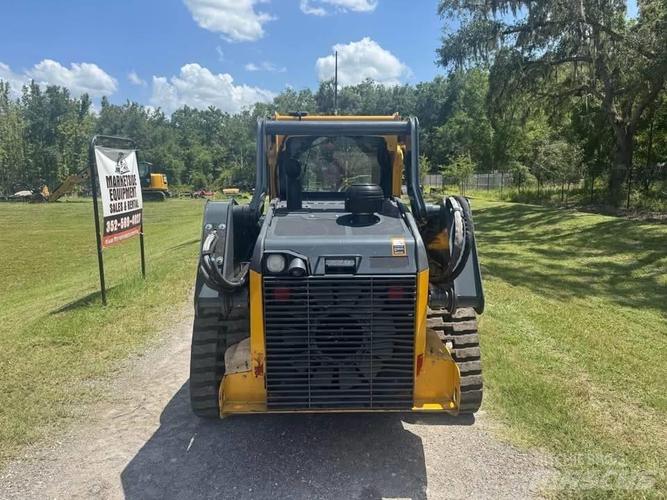 John Deere 325 Schrankladers