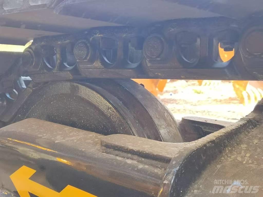 CAT 320 D Rupsgraafmachines