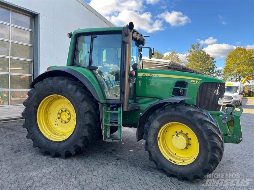 John Deere 6830 AP Tractoren