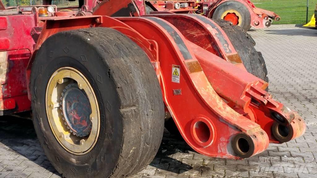Sandvik LH208 Mijnbouw shovels