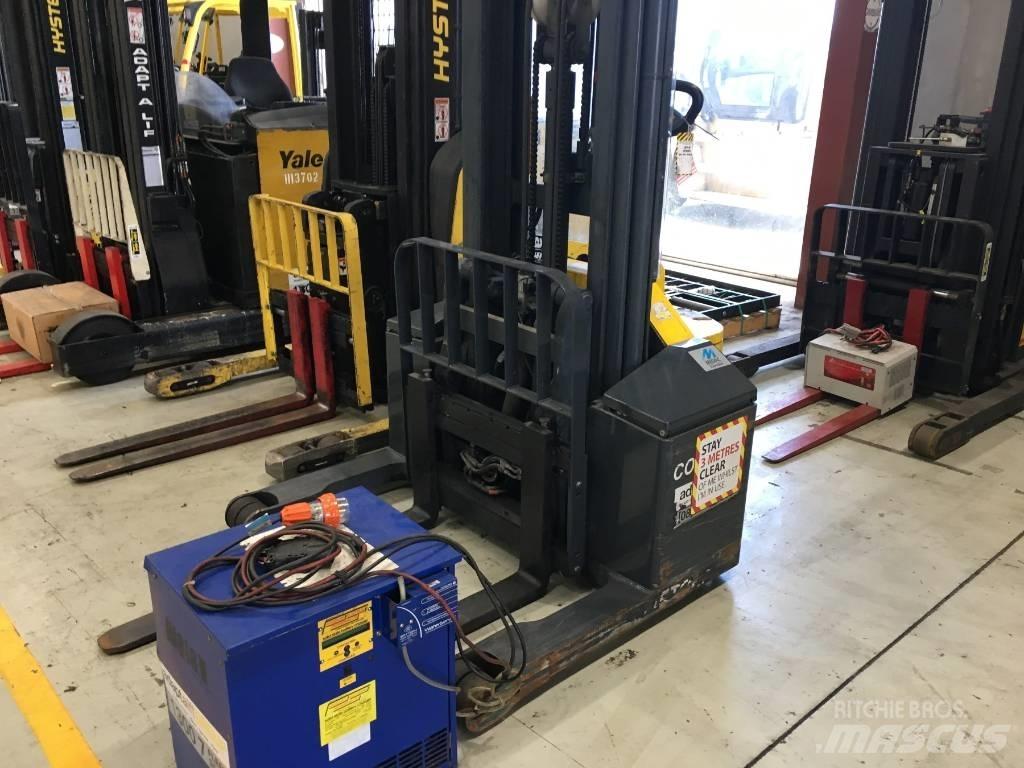 Combilift CombiWR Stapelaar meeloop