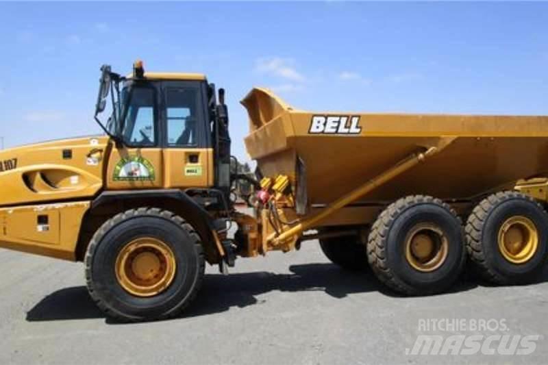 Bell B30D Knik dumptrucks