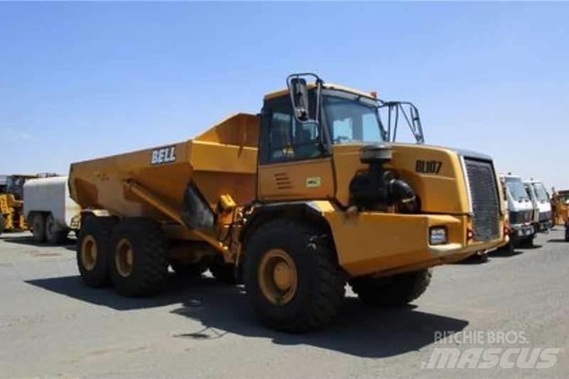 Bell B30D Knik dumptrucks