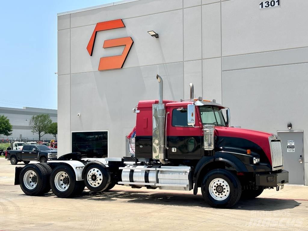 Western Star 4900 Trekkers