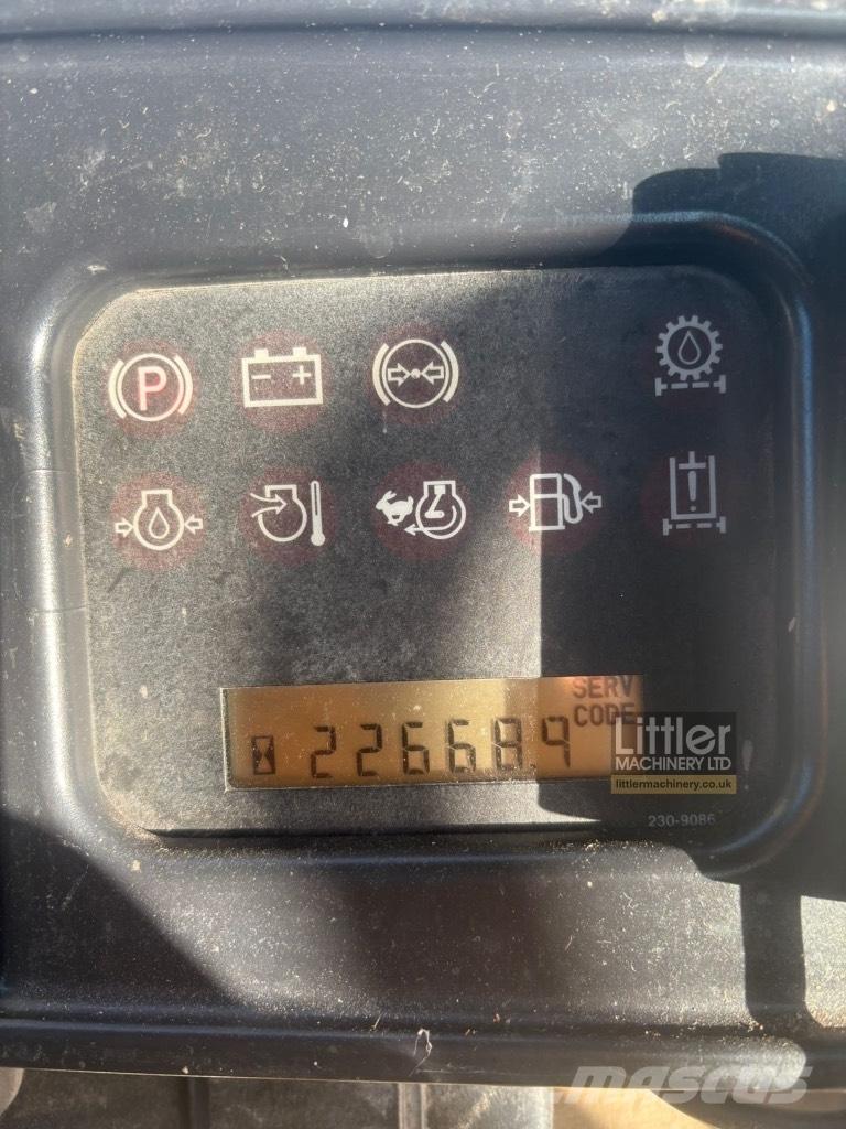 CAT 836 H Afvalpersen