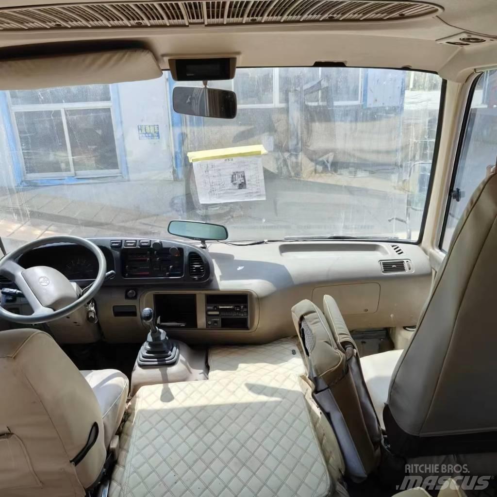 Toyota Coaster Bus Minibussen