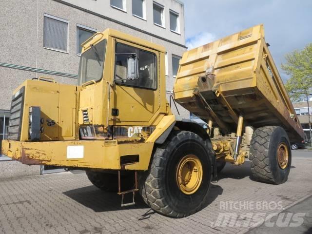 CAT  D40 Dumper Knik dumptrucks