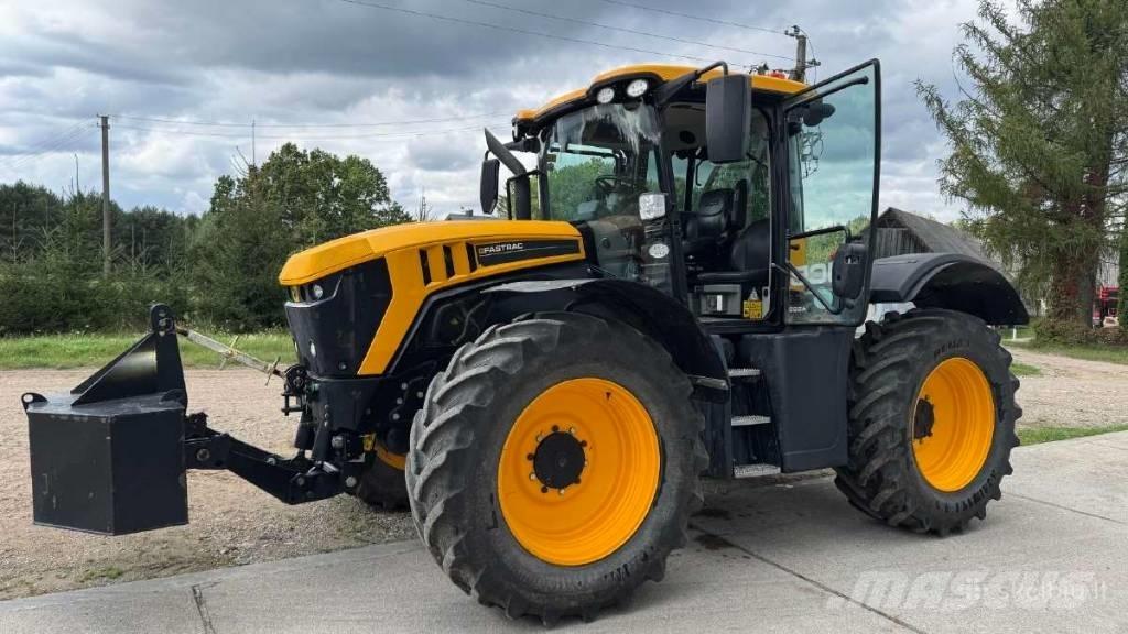 JCB 4220 Tractoren