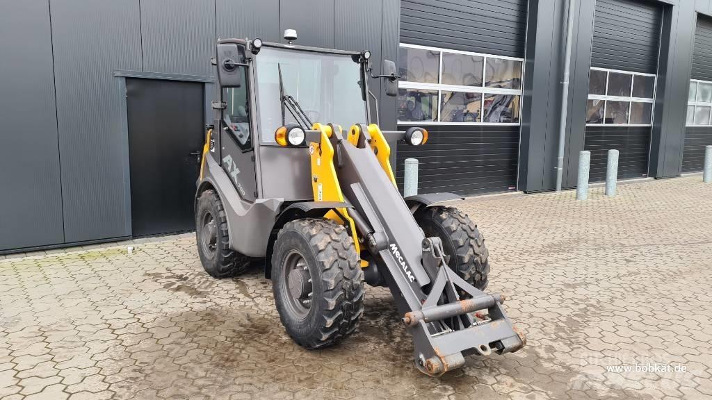 Mecalac AX 700 Wielladers