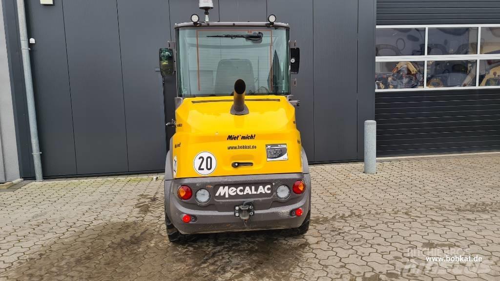 Mecalac AX 700 Wielladers