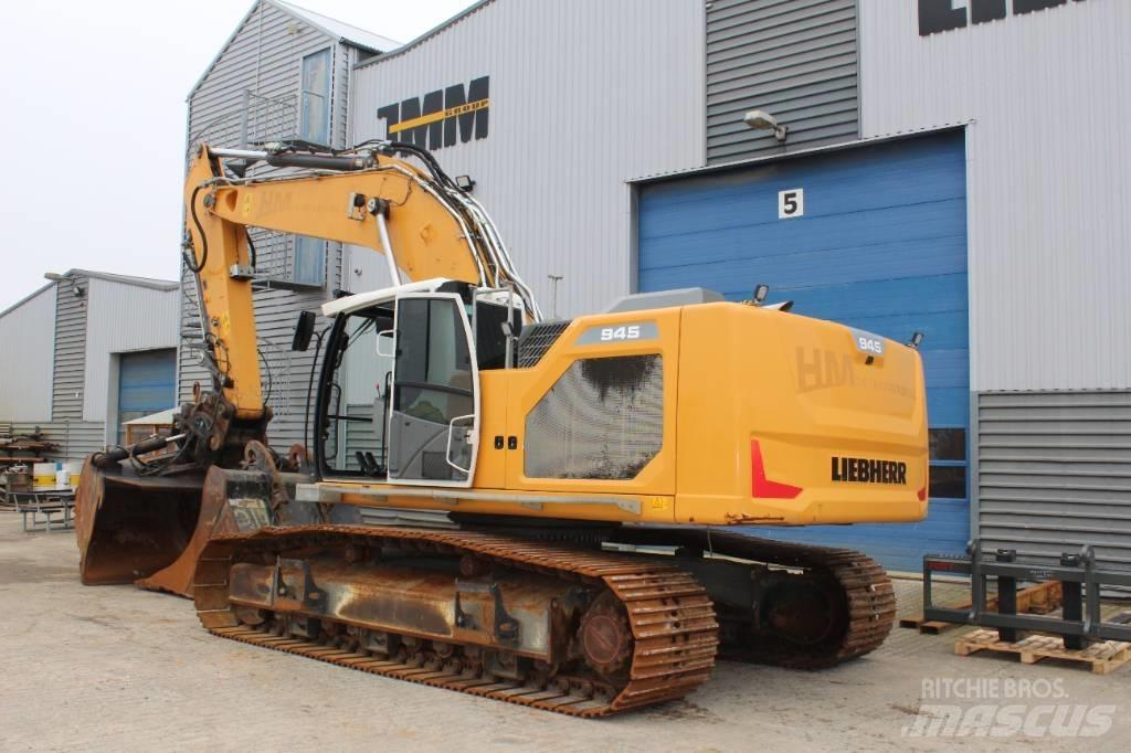Liebherr R945 Rupsgraafmachines