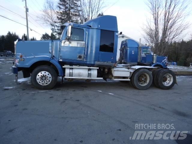Western Star 4964SX Trekkers