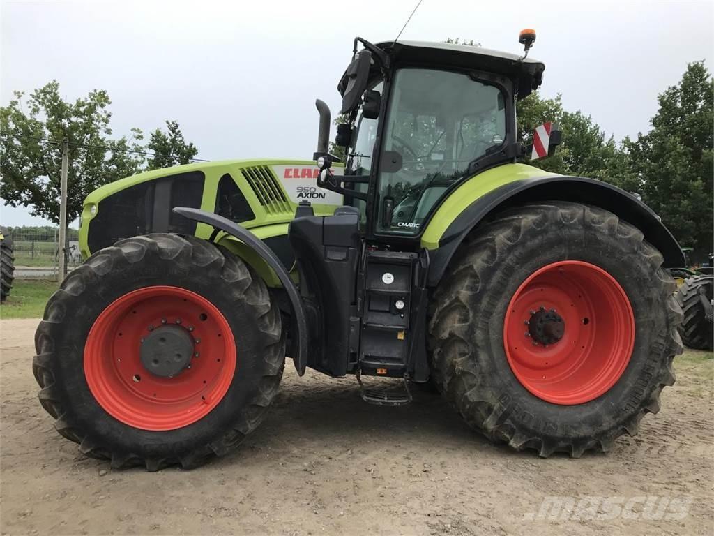 CLAAS Axion 950 Tractoren