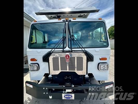 Kenworth L 770 Chassis met cabine