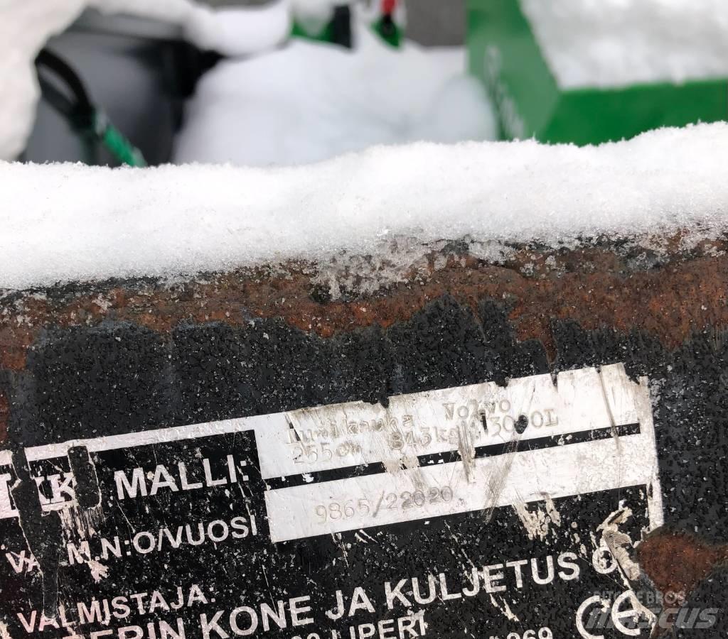 LKK Lumikauha 3000L Overige laad- en graafmachines