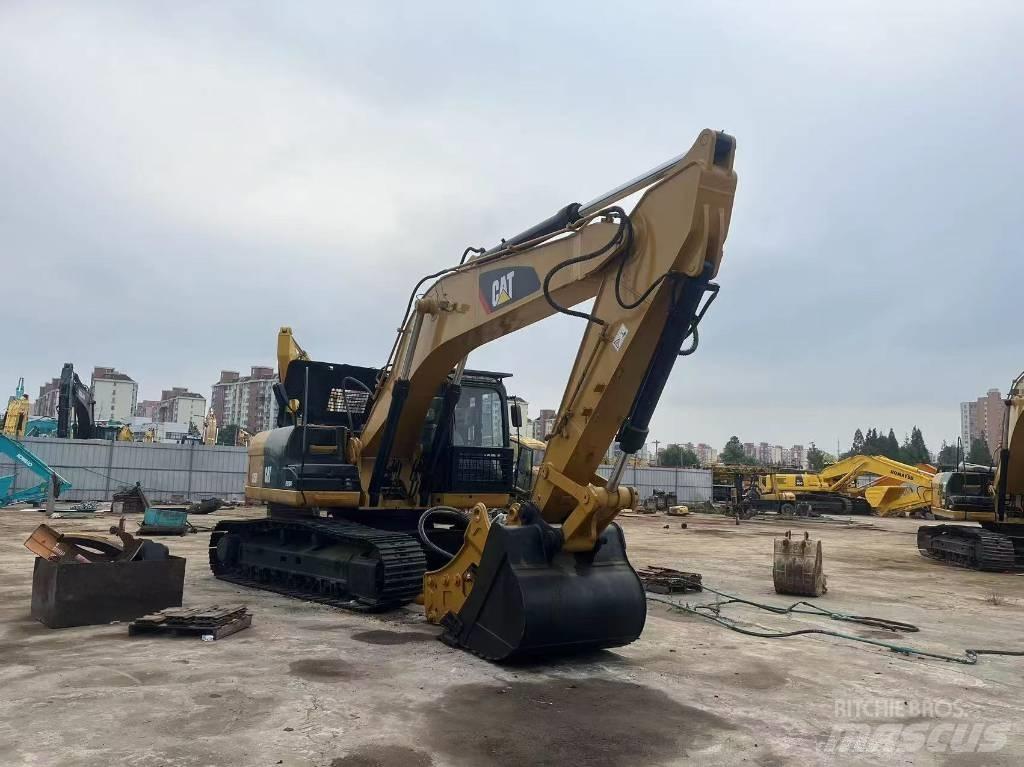 CAT 325D Rupsgraafmachines