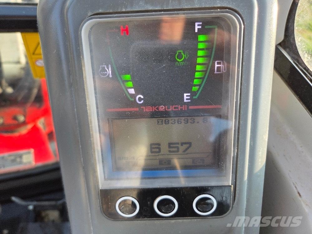 Takeuchi TB225 Minigraafmachines < 7t