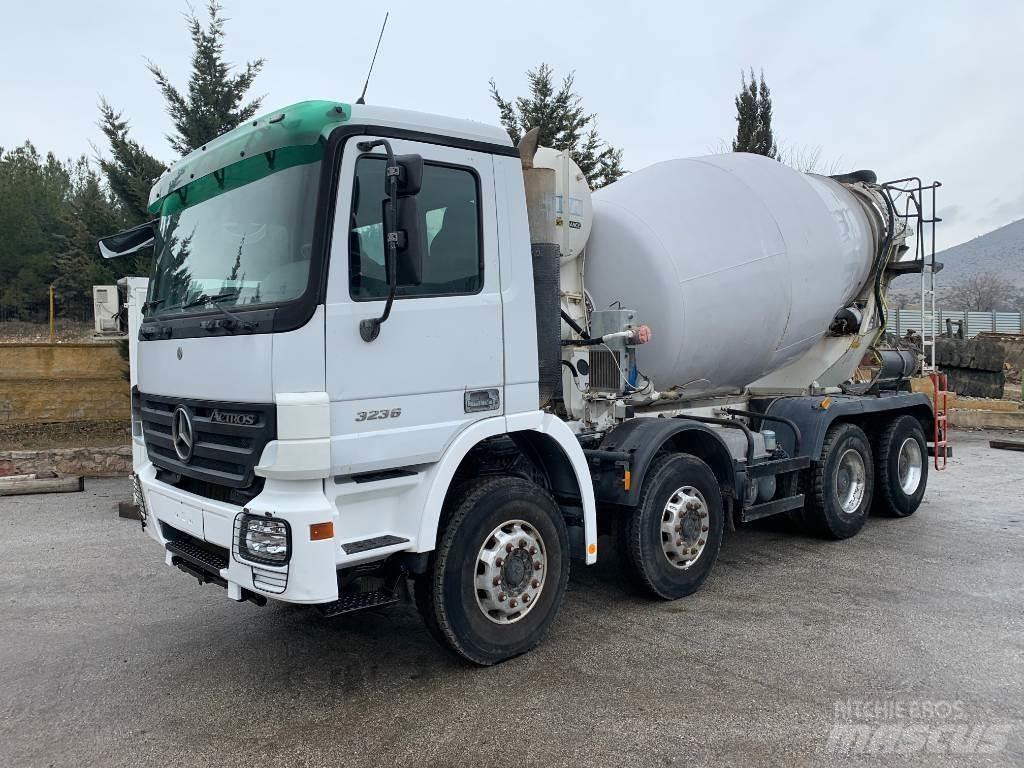 Mercedes-Benz 3336 Betonmixers en pompen