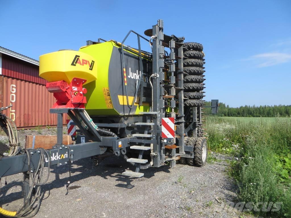Junkkari W700 Zaaicombinaties
