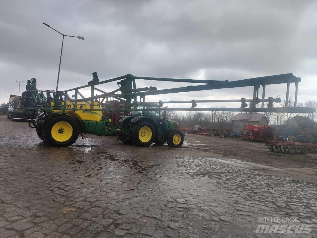 John Deere R740i Getrokken spuitmachines
