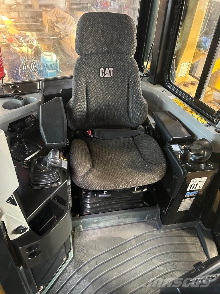 CAT D 6 T LGP Rupsdozers