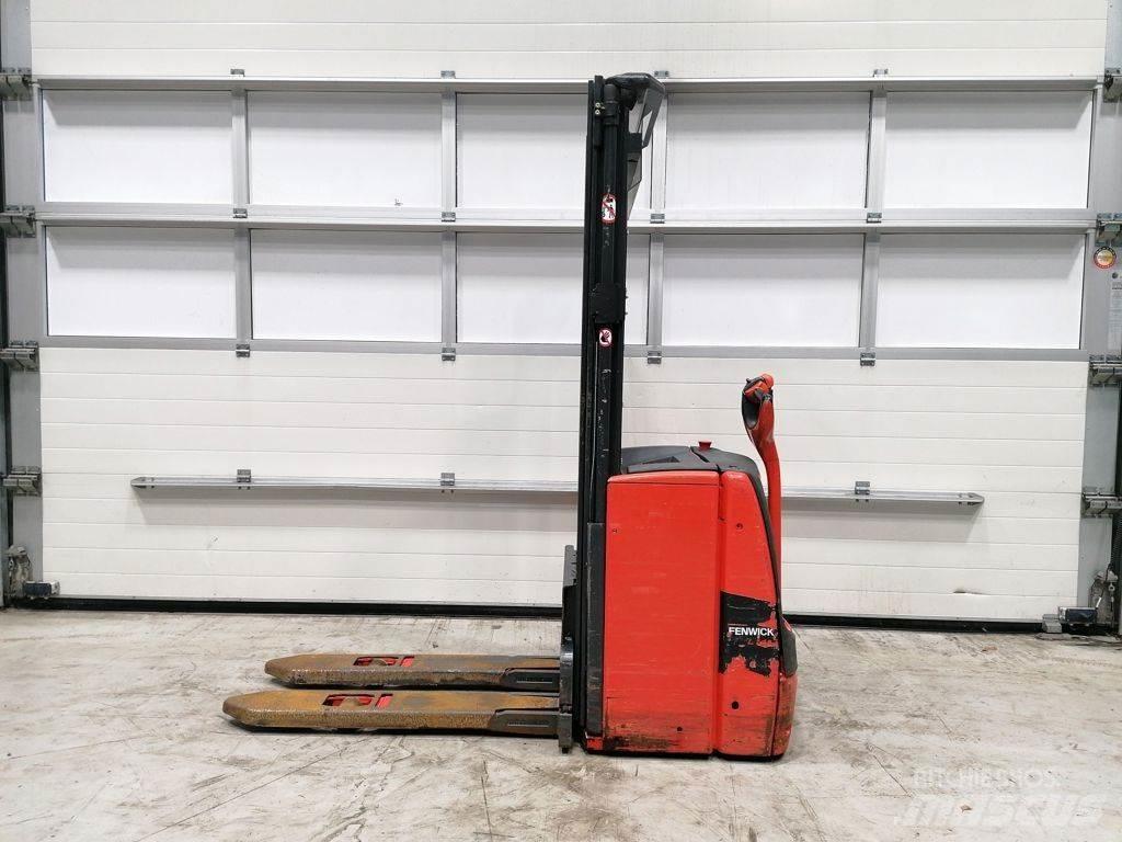Linde L14 Stapelaar meeloop