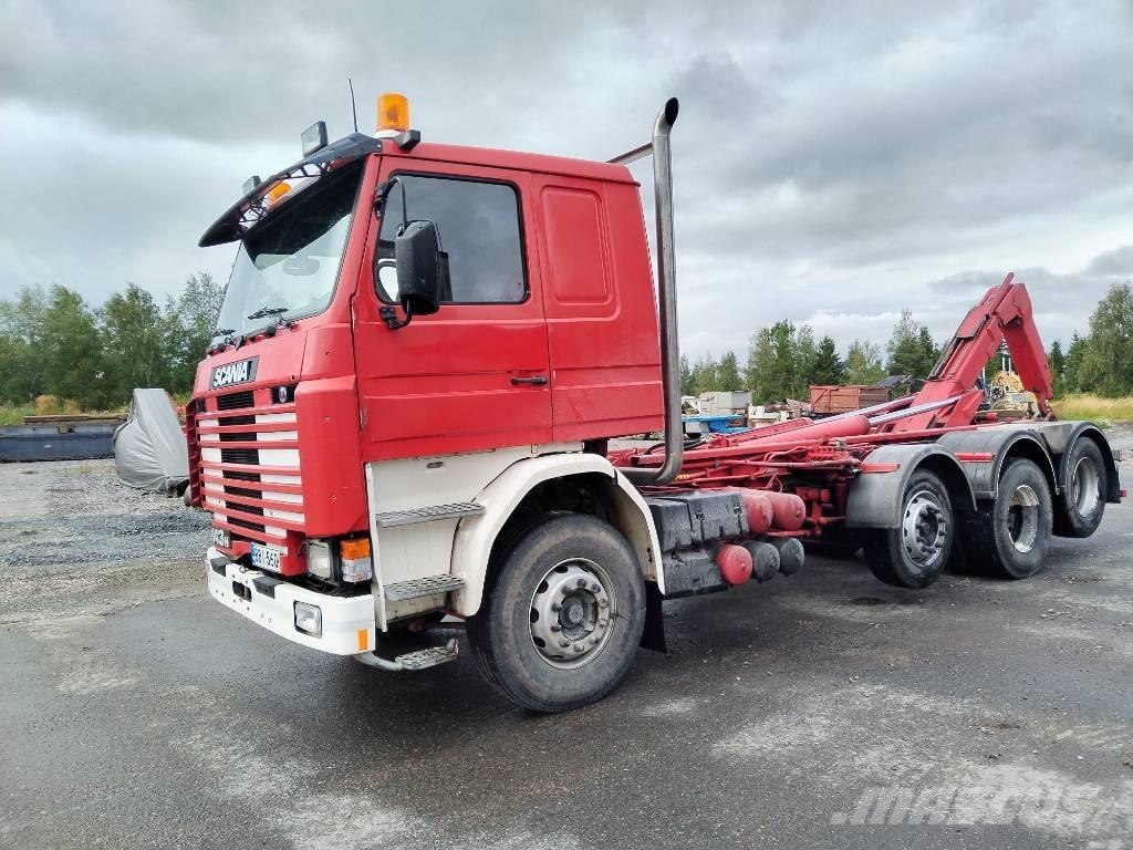 Scania 143 H Vrachtwagen met containersysteem