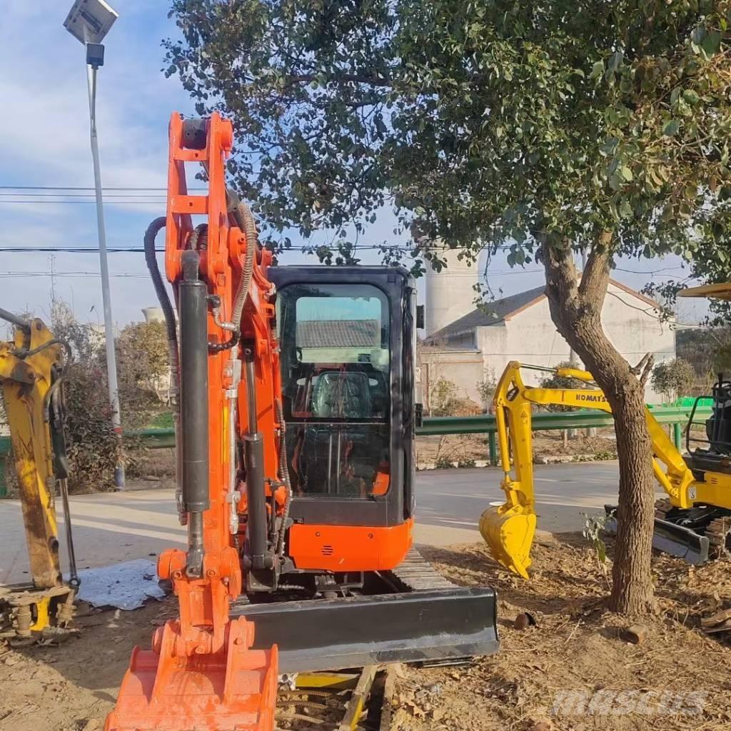Kubota U 30 Minigraafmachines < 7t