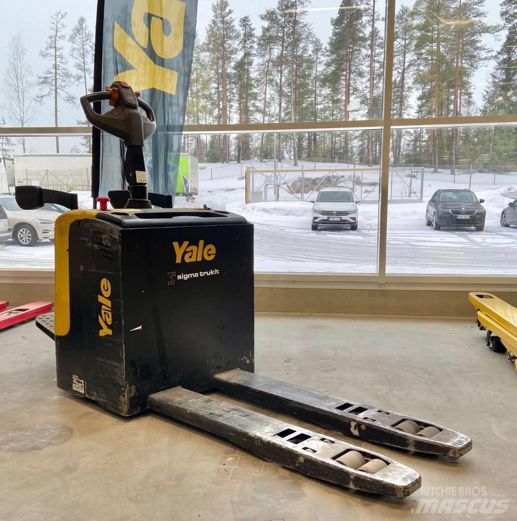 Yale MP20XUX Meerij pallettruck met platform