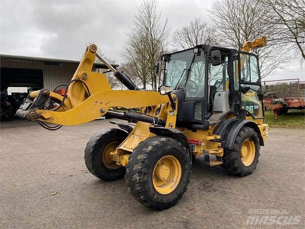 CAT 908M Wielladers