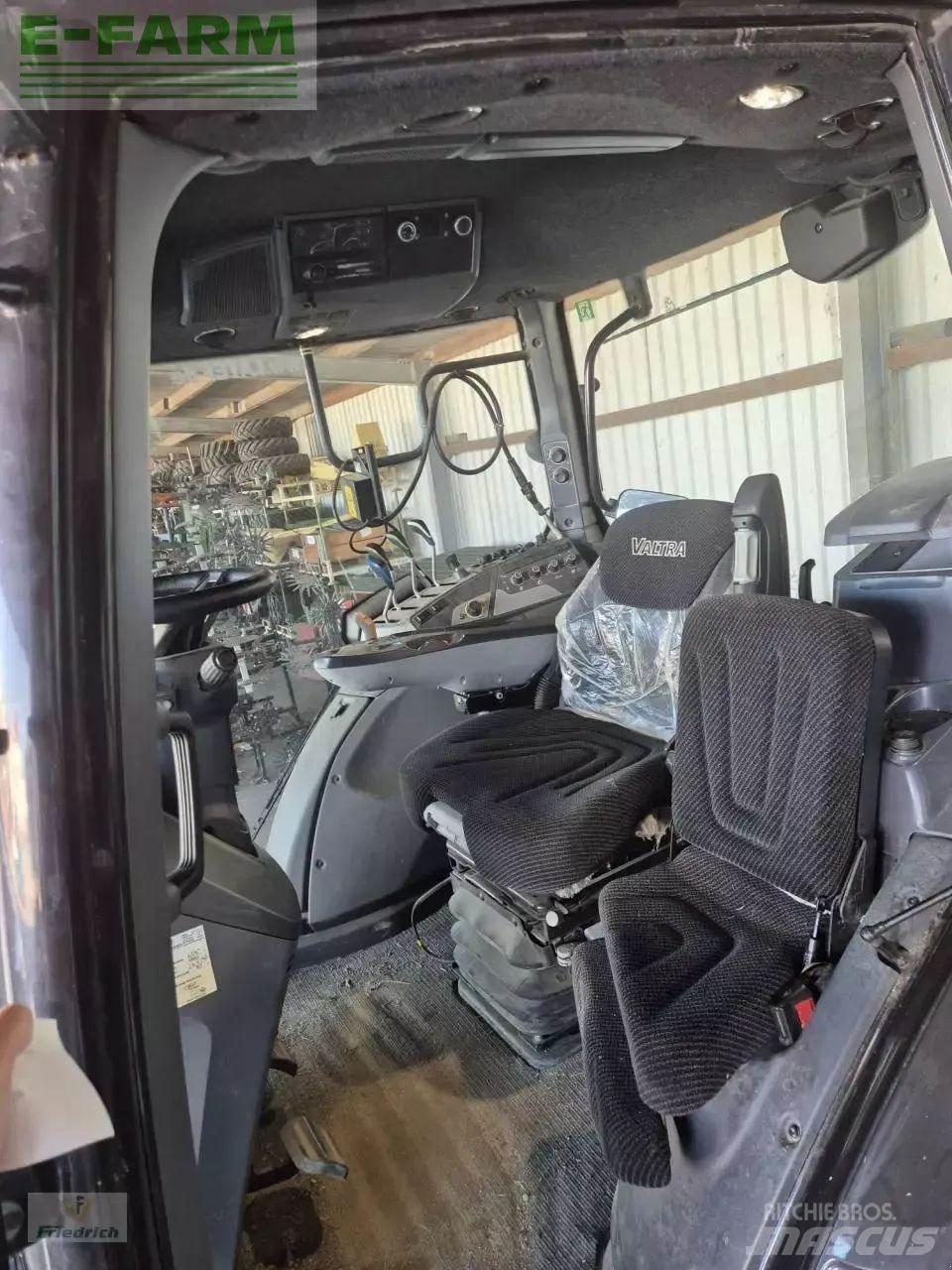 Valtra t235a Tractoren