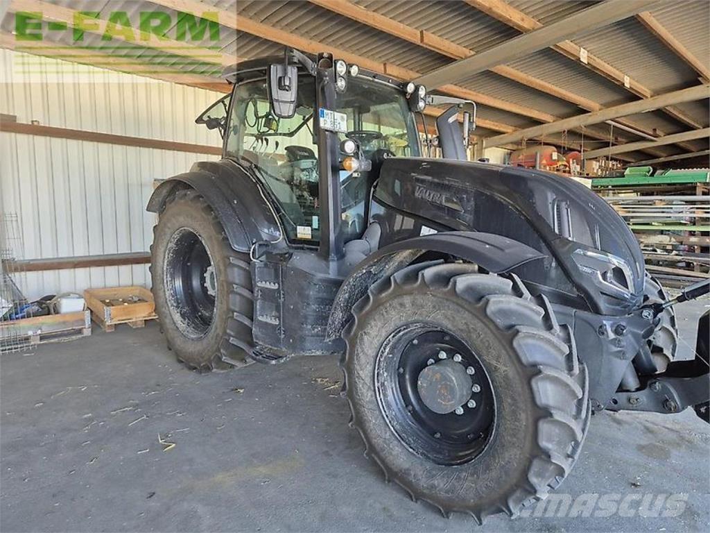 Valtra t235a Tractoren