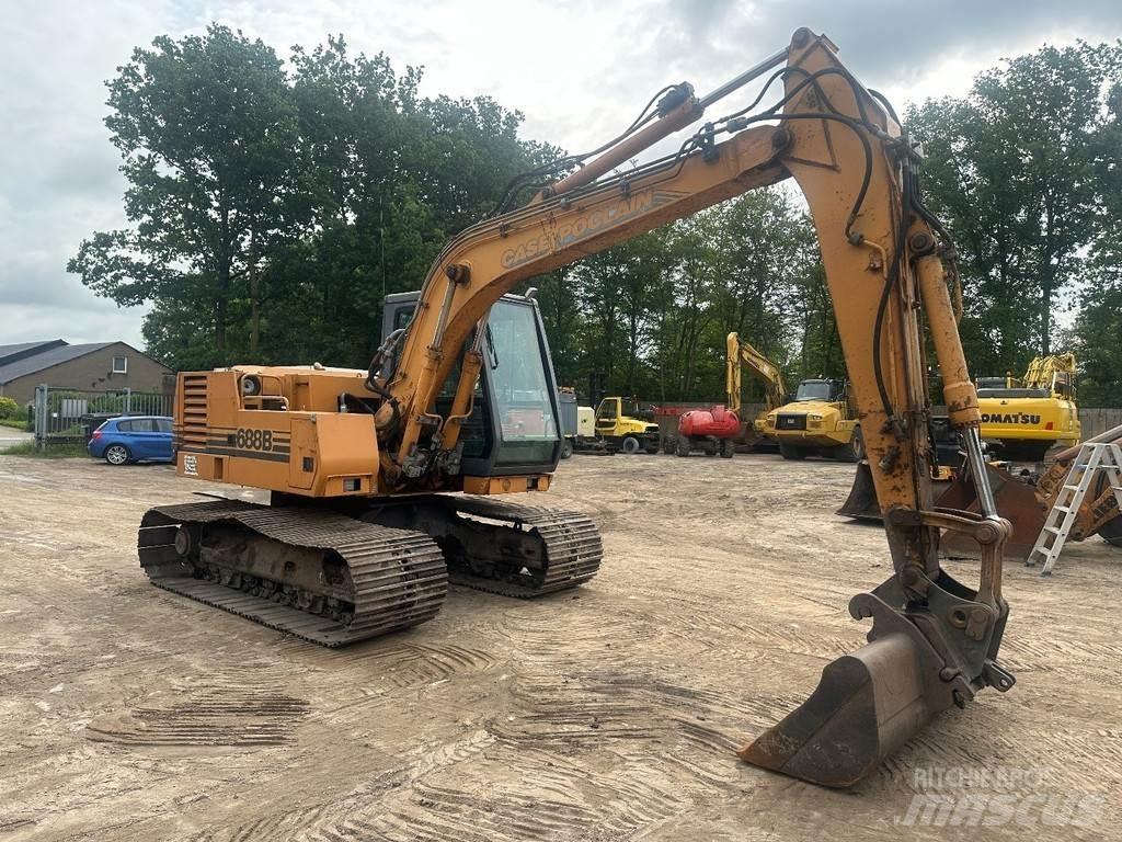 CASE 688 B 16 ton Rupsgraafmachines