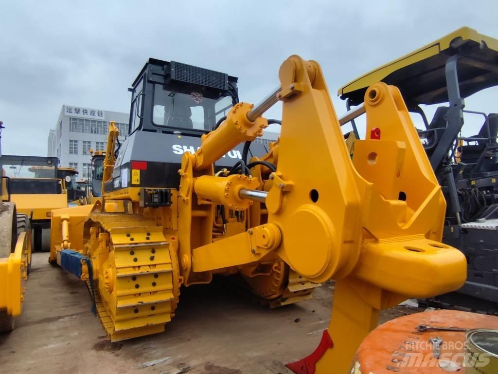 Shantui SD32 Rupsdozers