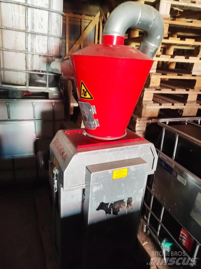 Rivakka 4 kw Voermachines