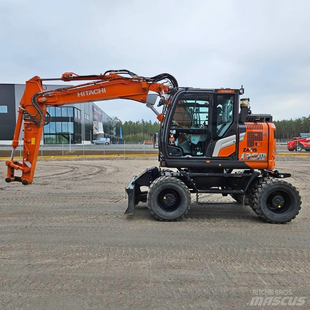 Hitachi ZX 135W Wielgraafmachines