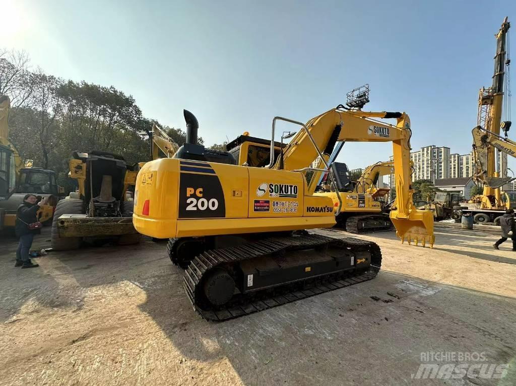 Komatsu PC 200 Rupsgraafmachines