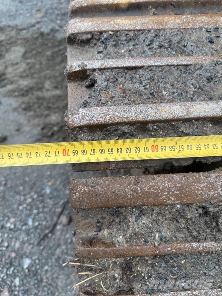 Hitachi ZX 225 USR-3 Rupsgraafmachines