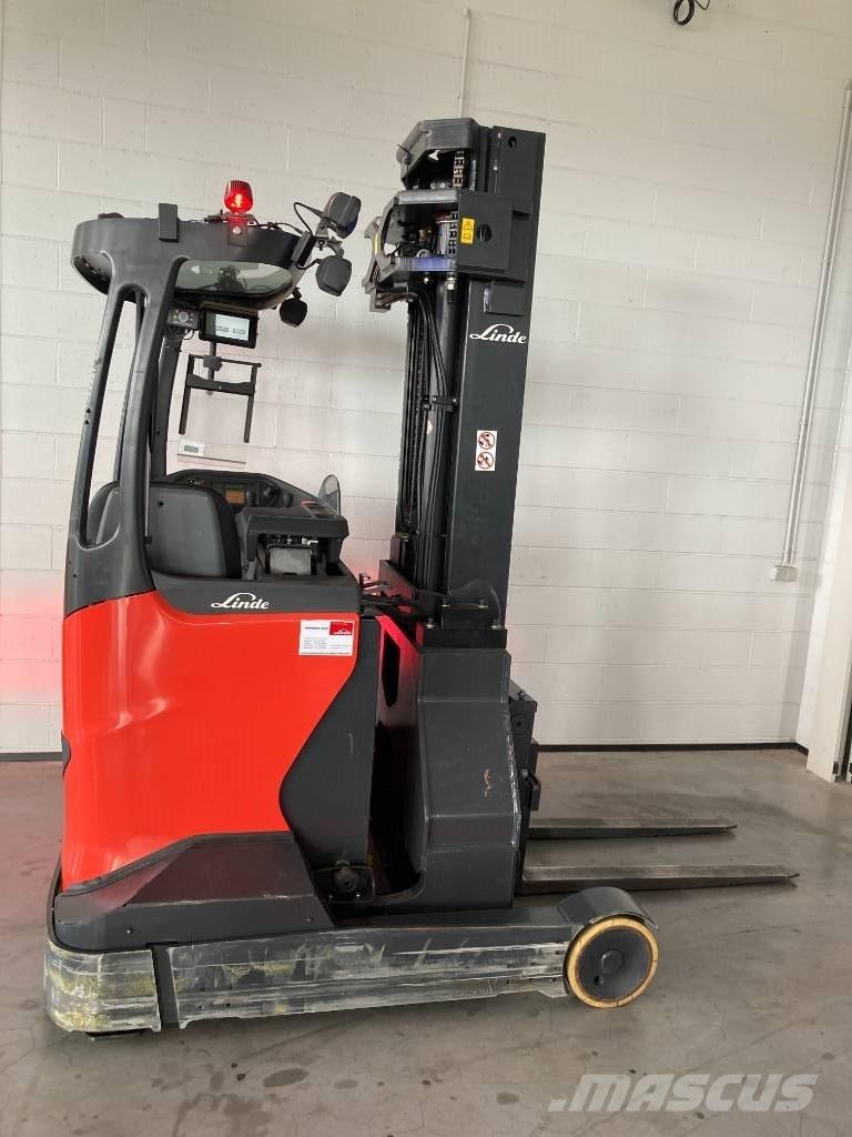 Linde R 14 Reachtruck voor hoog niveau